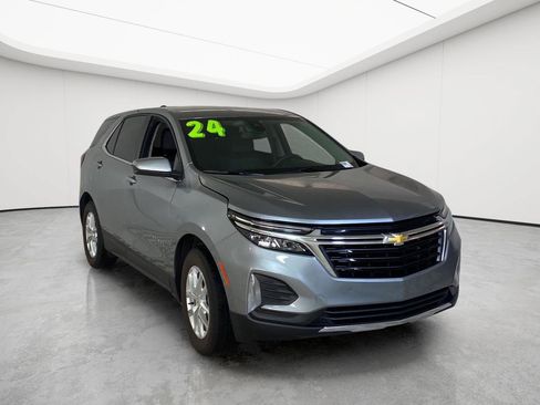 Used 2024 Chevrolet Equinox LT w/ LPO, Floor Liner Package AWD/4WD image 6