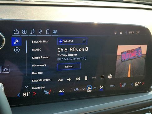 Certified 2025 Chevrolet Traverse LT FWD image 17