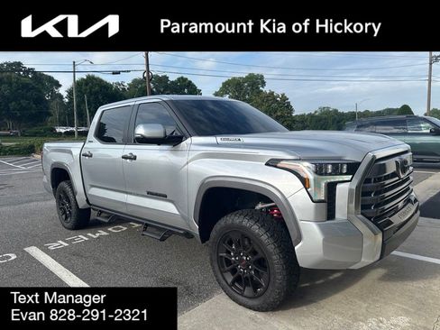 Used 2025 Toyota Tundra Limited AWD/4WD image 1