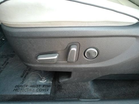 Used 2024 Hyundai Palisade SEL FWD image 13