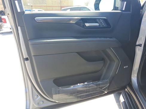 New 2026 Chevrolet Tahoe RST w/ RST Capability Package AWD/4WD image 21