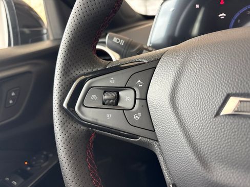 New 2026 Chevrolet Trax RS w/ Sunroof Package FWD image 29