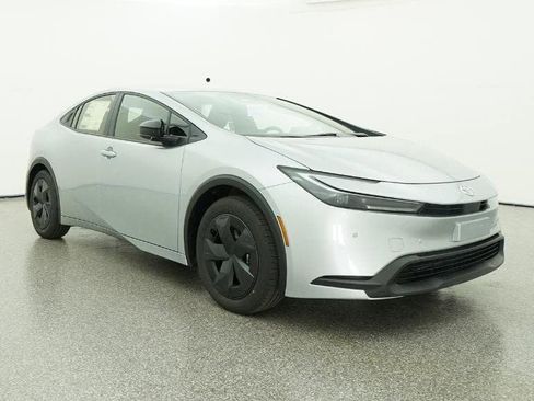 New 2026 Toyota Prius LE image 29