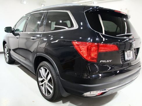 Used 2016 Honda Pilot Touring image 14