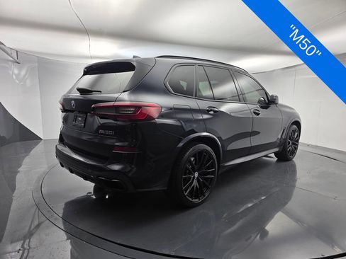 Used 2022 BMW X5 M50i AWD/4WD image 4