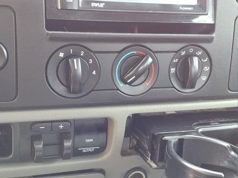 Used 2006 Ford F250 Lariat AWD/4WD image 13