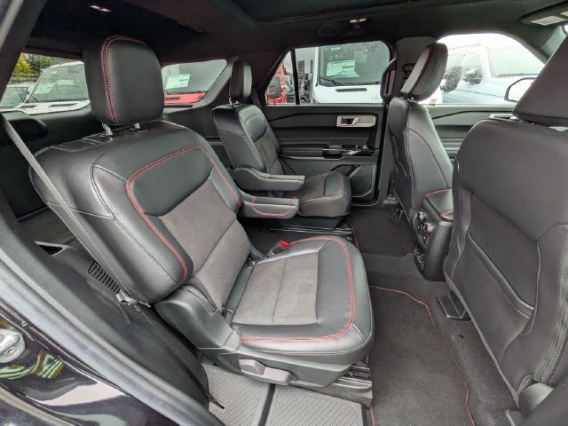 Certified 2023 Ford Explorer ST-Line w/ Class IV Trailer Tow Package AWD/4WD image 22