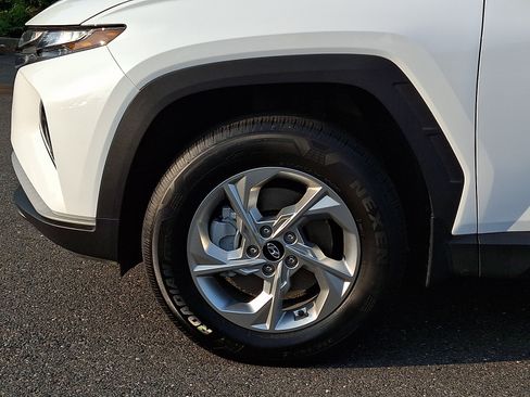 Certified 2024 Hyundai Tucson SEL AWD/4WD image 8