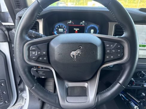 Used 2025 Ford Bronco Outer Banks AWD/4WD image 15