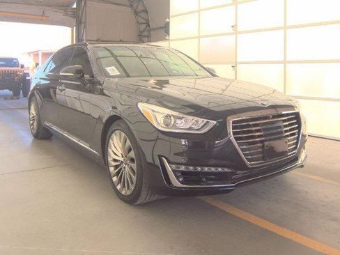Used 2018 Genesis G90 3.3T Premium image 3