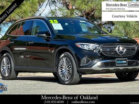Certified 2025 Mercedes-Benz GLC 300 image 1