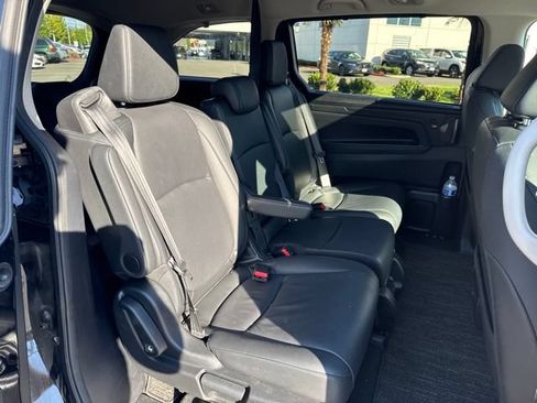 Used 2025 Honda Odyssey EX-L image 11