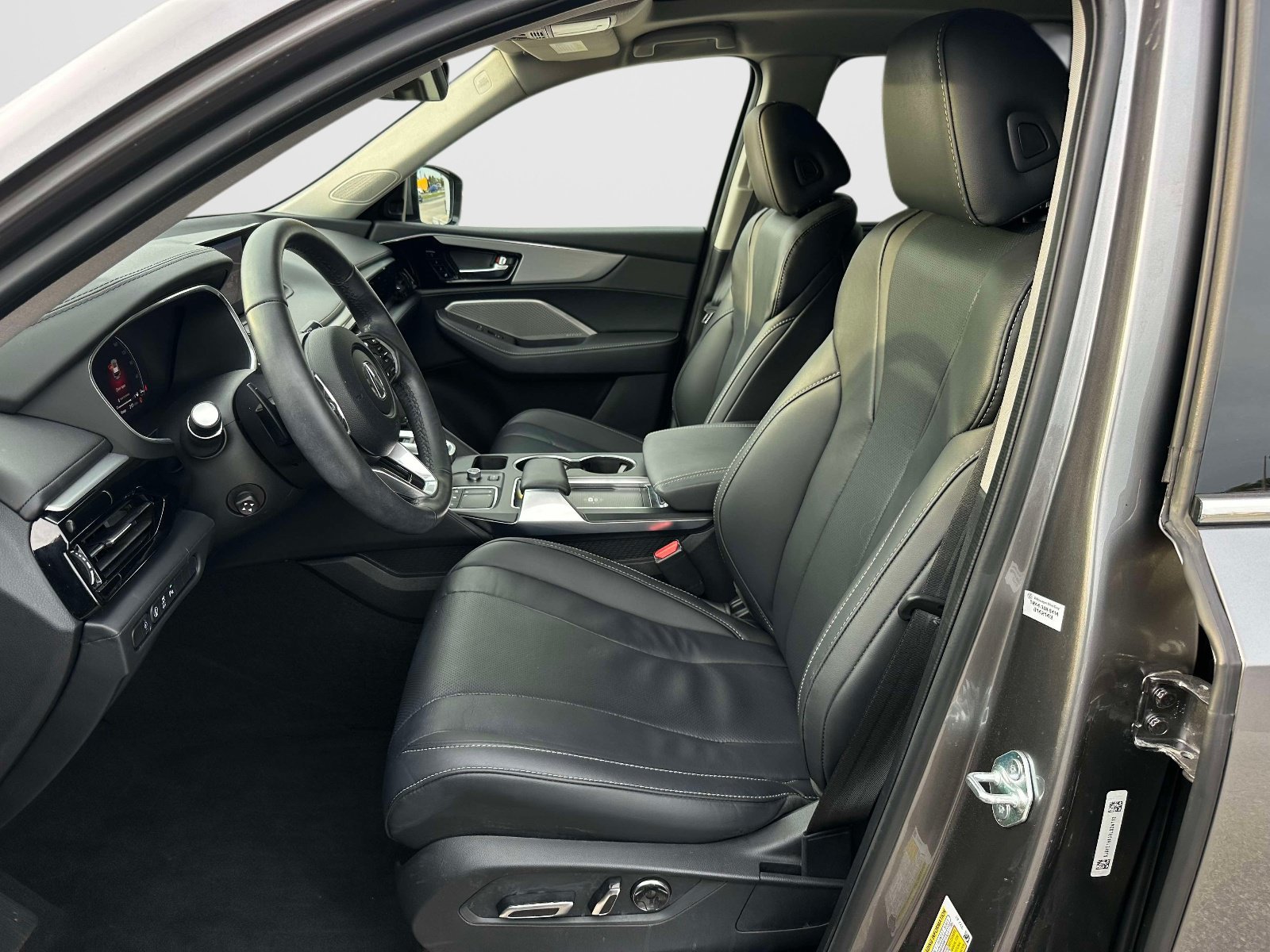 Used 2024 Acura MDX w/ Technology Package AWD/4WD image 16