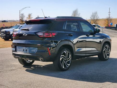 Certified 2025 Chevrolet TrailBlazer RS w/ Driver Confidence Package image 7