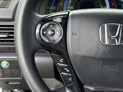 Used 2015 Honda Accord Hybrid Sedan image 19