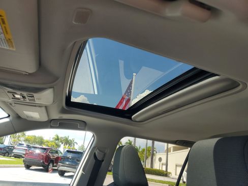 Certified 2025 Toyota RAV4 XLE FWD image 19