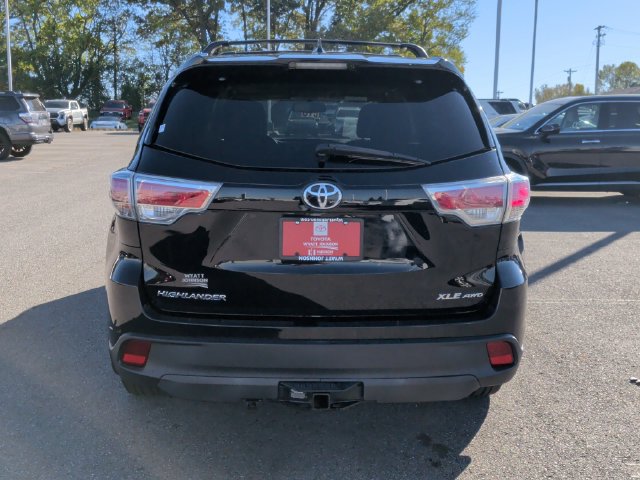 Used 2016 Toyota Highlander XLE AWD/4WD image 6