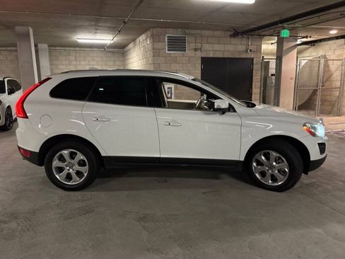 Used 2013 Volvo XC60 3.2 FWD image 4