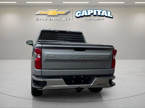 Used 2024 Chevrolet Silverado 1500 LT AWD/4WD image 5