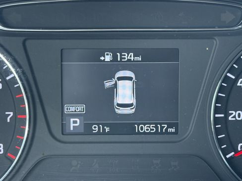 Used 2019 Kia Sorento LX image 20