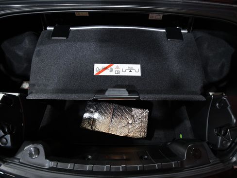 Used 2011 BMW Z4 sDrive30i image 23