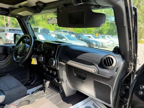 Used 2011 Jeep Wrangler Sport AWD/4WD image 17