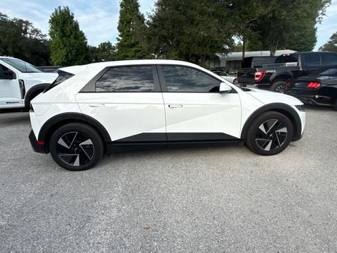 Used 2026 Hyundai Ioniq 5 SE RWD image 5