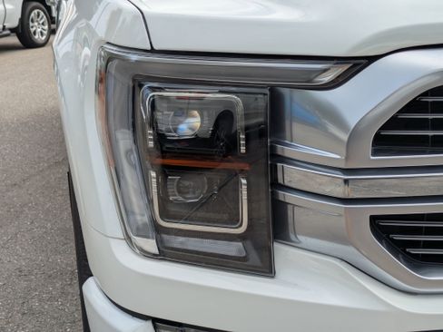 Used 2022 Ford F150 Limited image 10