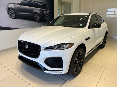 New 2026 Jaguar F-PACE R-Dynamic S image 1