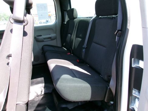Used 2011 Chevrolet Silverado 2500 W/T AWD/4WD image 12