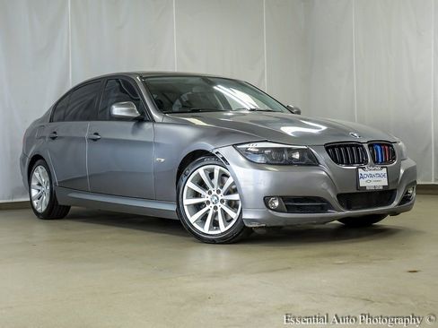 Used 2011 BMW 328i 328i image 2