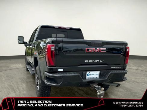 Used 2024 GMC Sierra 2500 Denali AWD/4WD image 9