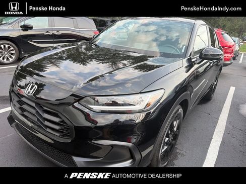 Used 2024 Honda HR-V Sport image 1