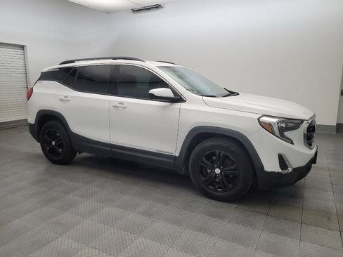 Used 2020 GMC Terrain SLE w/ Driver Convenience Package FWD image 11