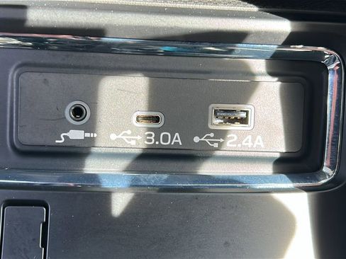 Certified 2025 Subaru Ascent Bronze Edition image 19