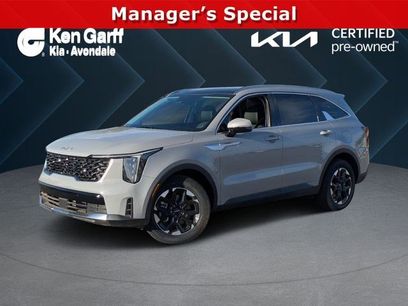 Used 2025 Kia Sorento S w/ Panoramic Sunroof Package