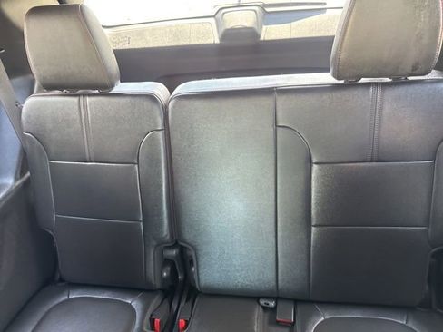 Used 2023 Chevrolet Traverse RS image 26