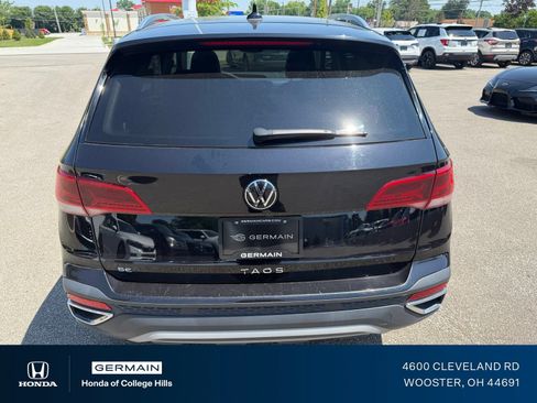 Used 2024 Volkswagen Taos SE FWD image 7