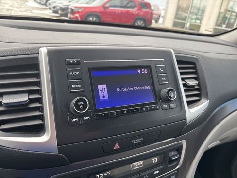 Certified 2019 Honda Ridgeline RTL image 32