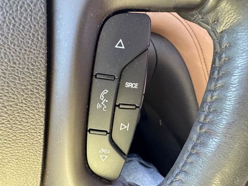Used 2015 Buick Enclave Premium FWD image 24