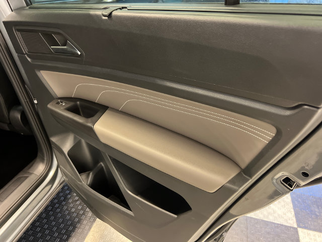 Certified 2023 Volkswagen Atlas SE AWD/4WD image 14