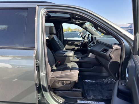 Certified 2023 Chevrolet Suburban RST AWD/4WD image 15
