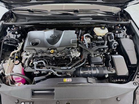 Used 2025 Toyota Camry SE image 26