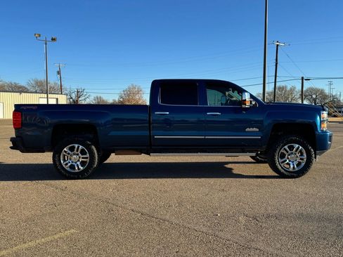 Used 2016 Chevrolet Silverado 2500 High Country w/ High Country Premium Package image 6