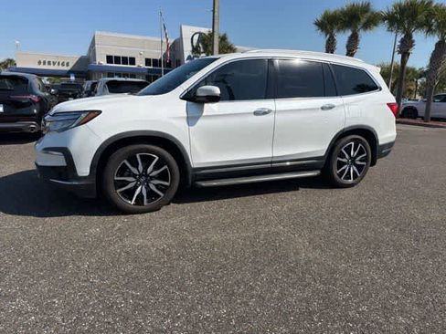 Used 2021 Honda Pilot Touring image 2