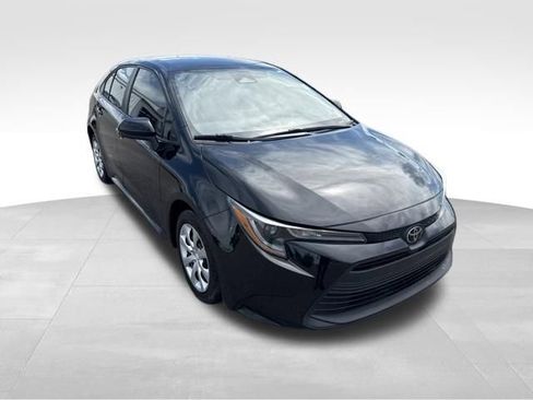 Used 2024 Toyota Corolla LE FWD image 7