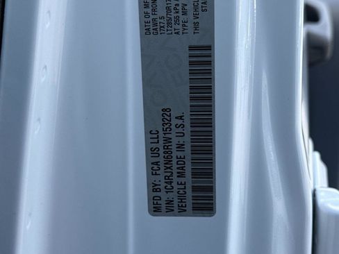 Used 2024 Jeep Wrangler Willys image 30