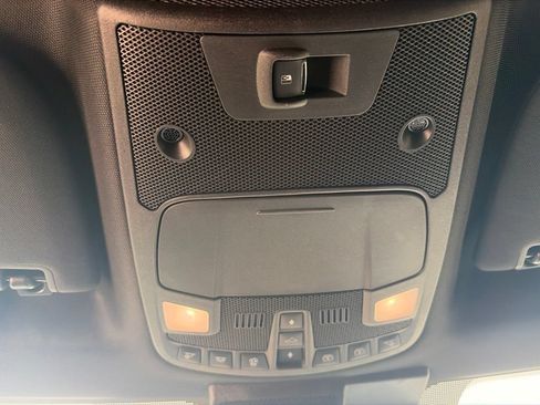 Used 2018 Ford F150 Lariat w/ Equipment Group 502A Luxury AWD/4WD image 33