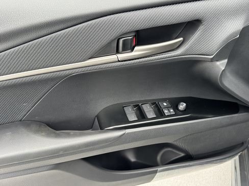 New 2026 Toyota Camry SE FWD image 18