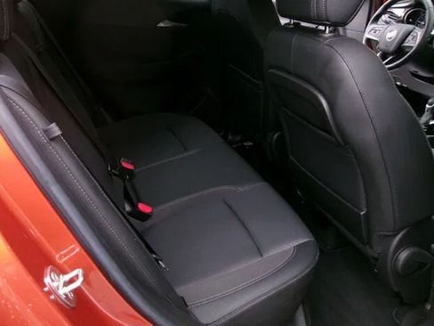 Used 2023 Buick Encore GX Select FWD image 11